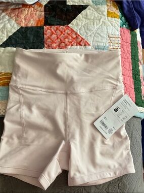 Athleta Pale Pink Pacesetter 4” Shortie